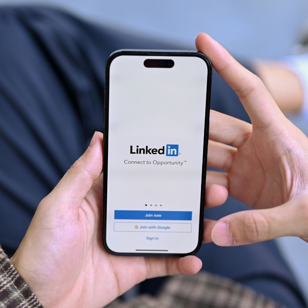 How to Read LinkedIn Analytics using the Power of Data